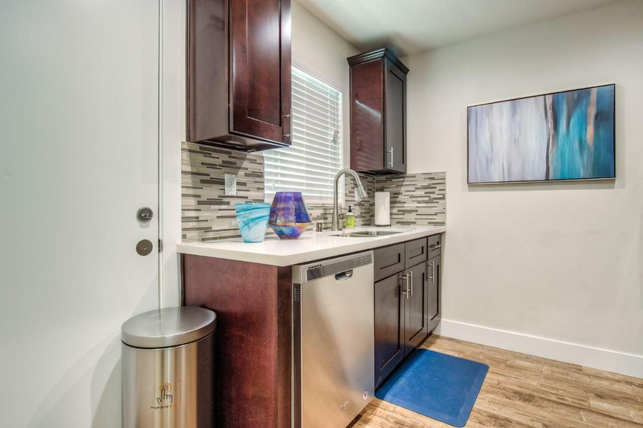 Long Beach Studio Suites Exterior foto